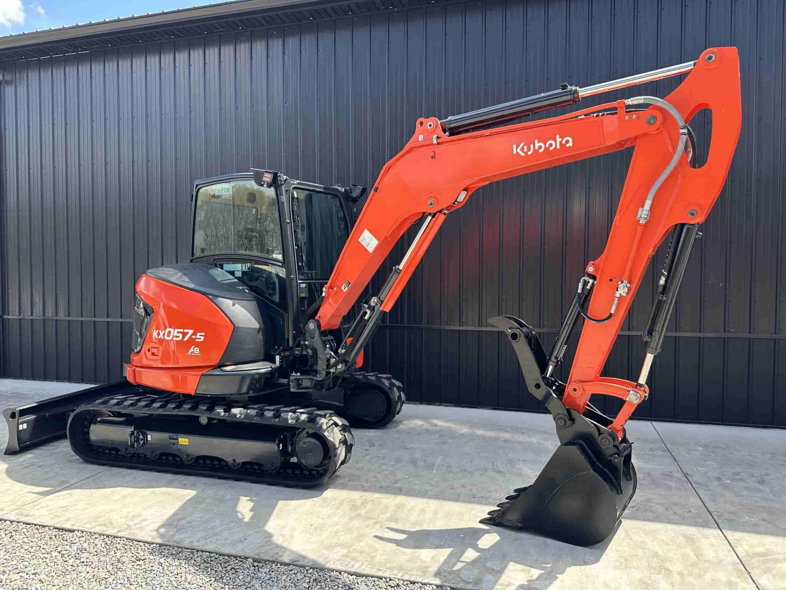 2022 KUBOTA KX057-5
